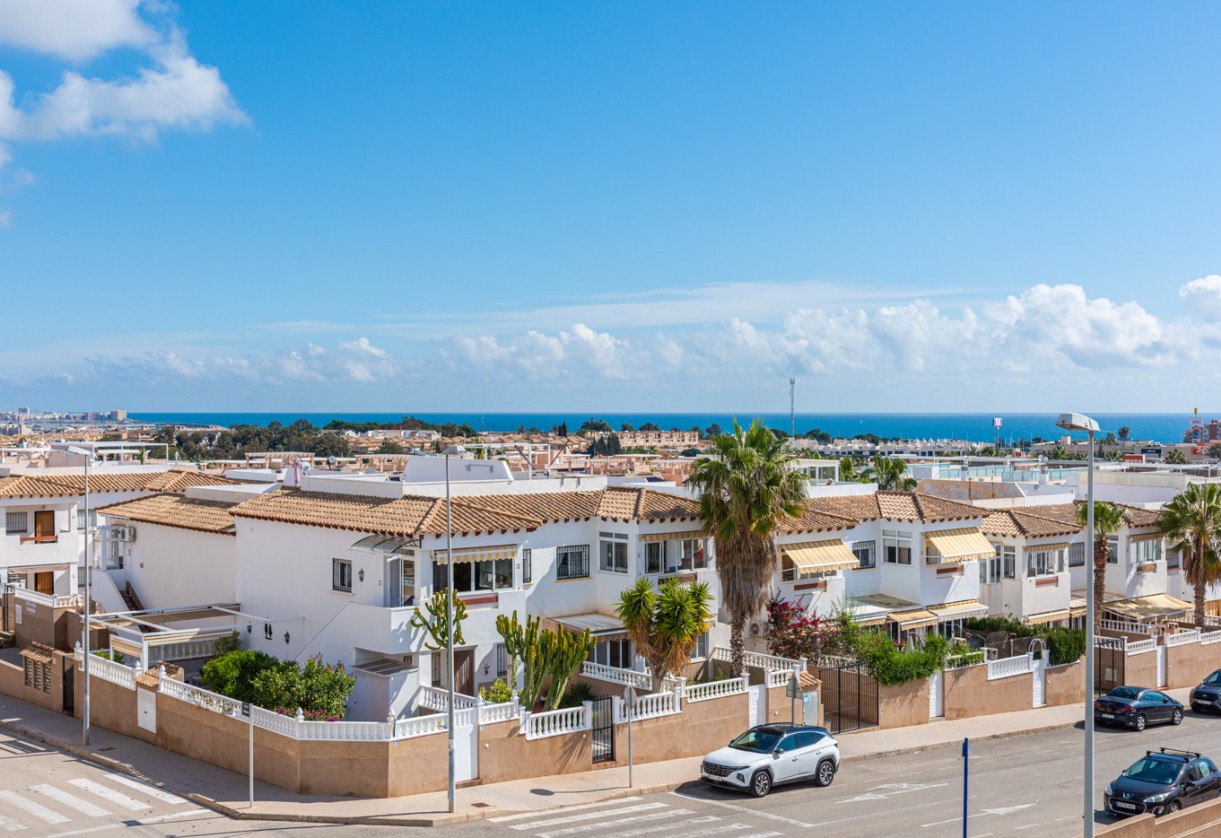 Nueva construcción  · Villas · Orihuela Costa · Punta Prima