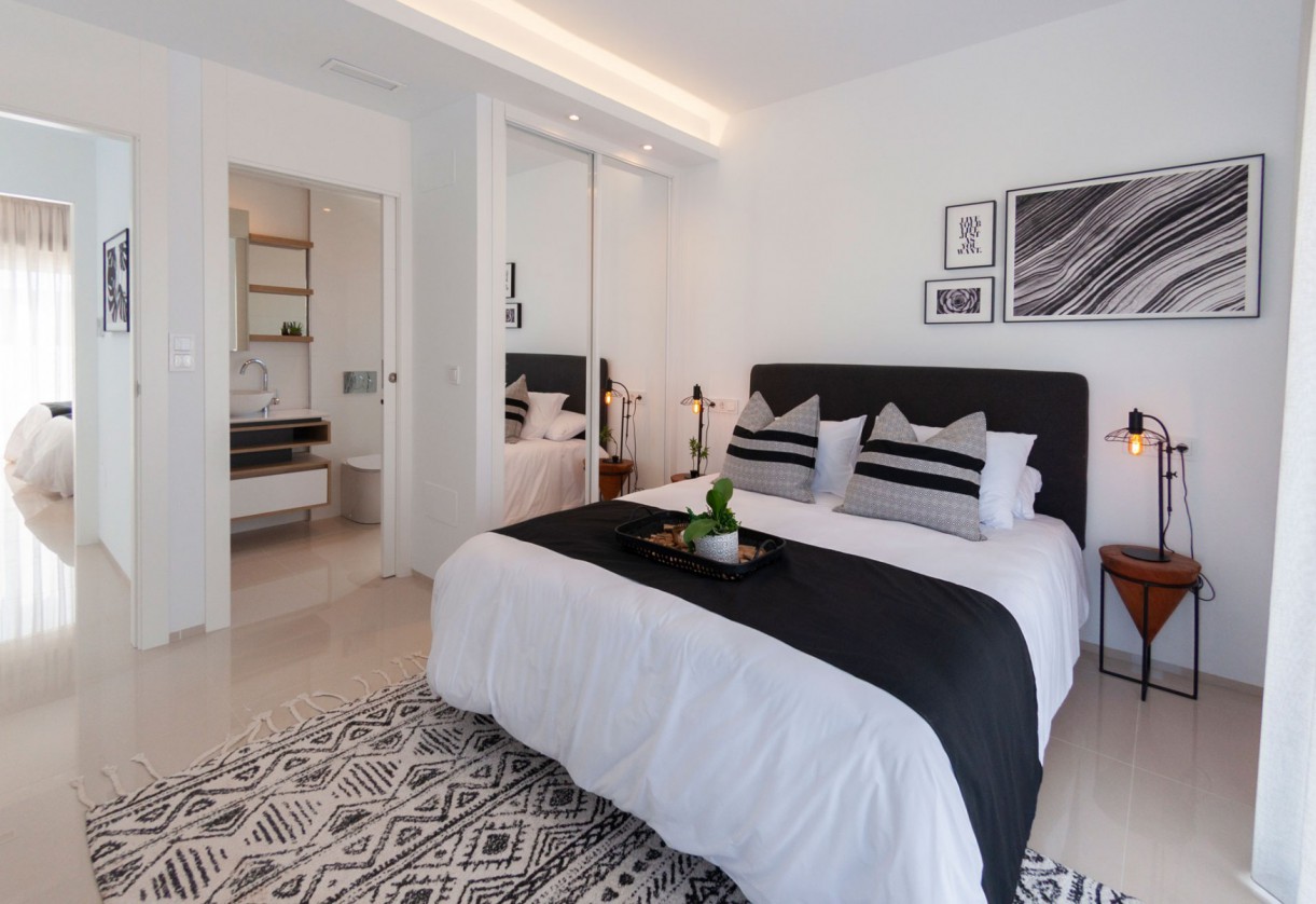 New Build · Villas · Los Alcazares