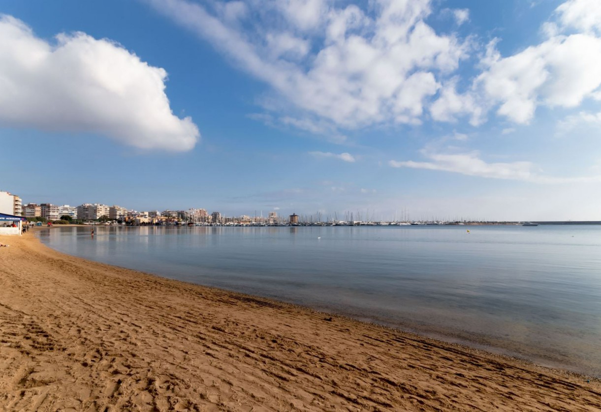 Sale · Apartment · Torrevieja · Centro