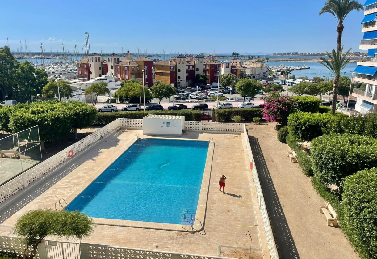 Reventa · Apartment · Torrevieja