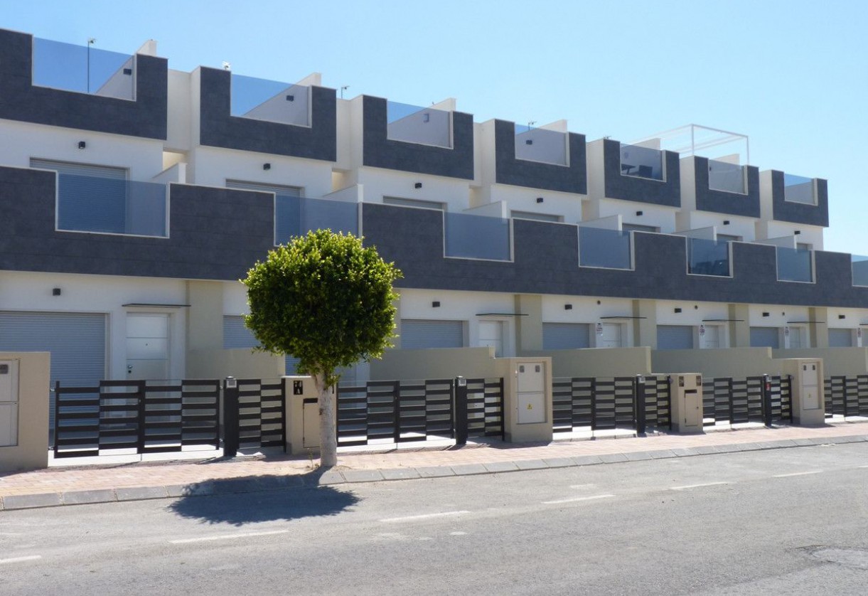 New Build · Terraced Houses · Pilar de la Horadada · TORRE DE LA HORADADA