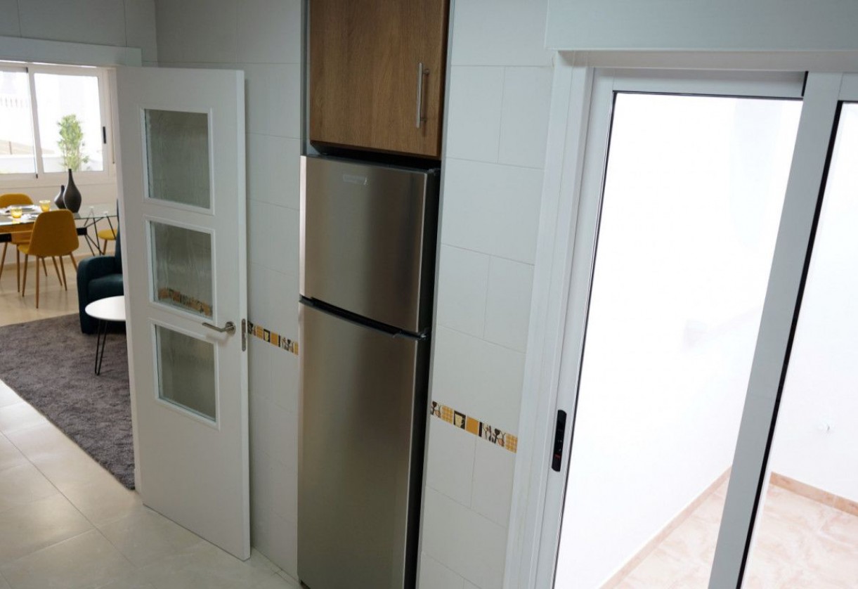 Rynek pierwotny · Terraced Houses · Torrevieja