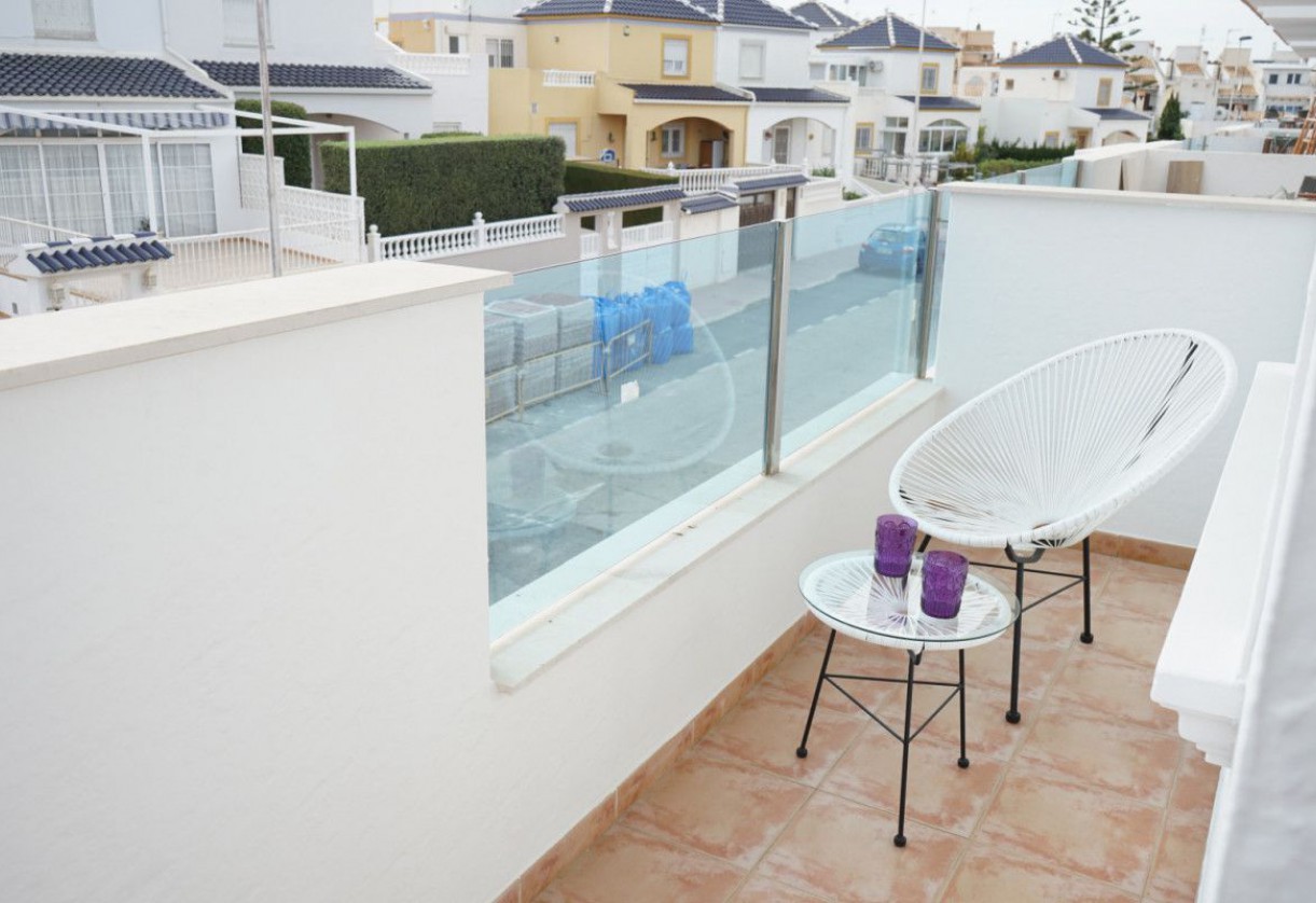 Rynek pierwotny · Terraced Houses · Torrevieja