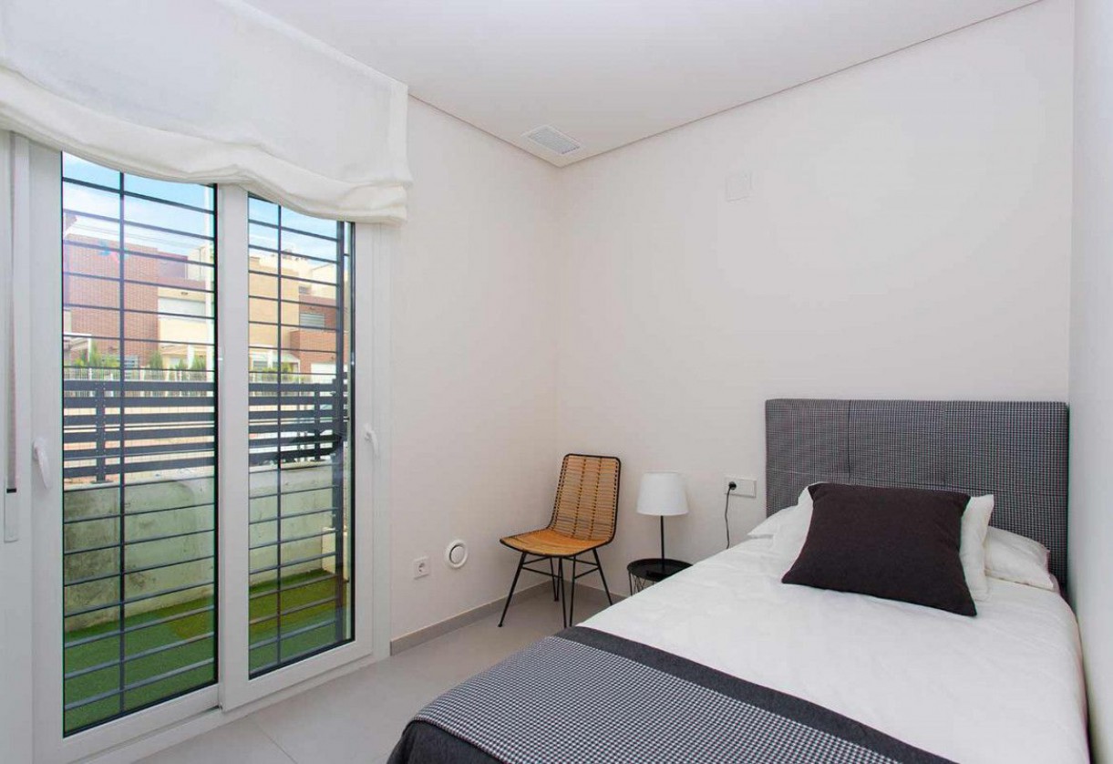 Rynek pierwotny · Terraced Houses · Torrevieja