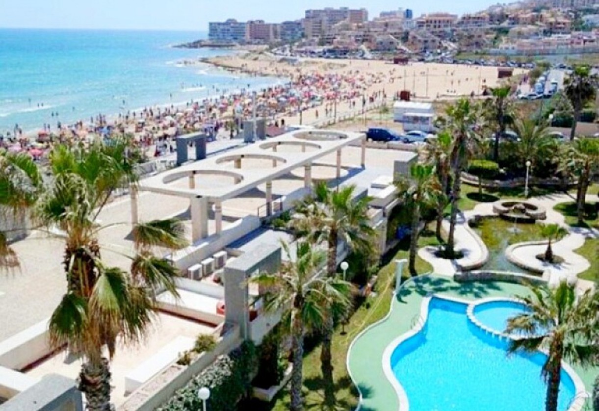 Resale · Apartment · La Mata