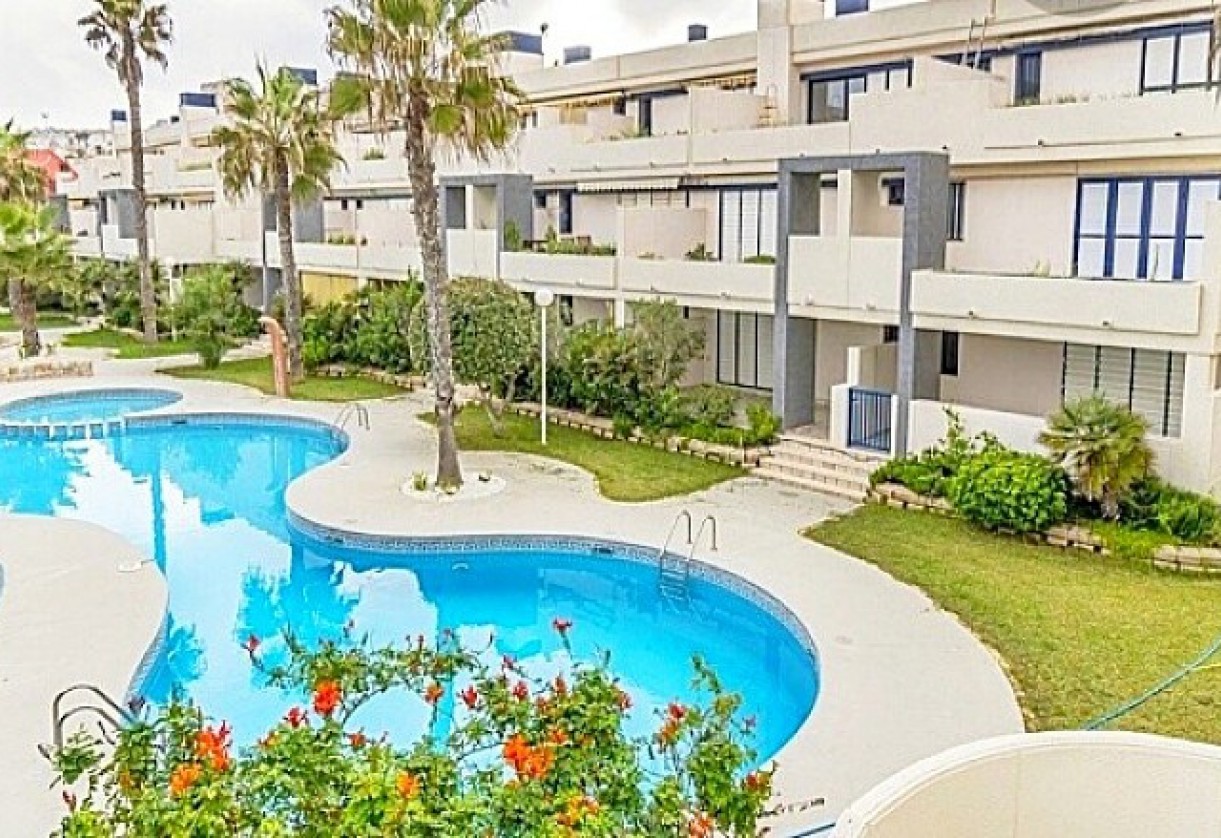 Resale · Apartment · La Mata