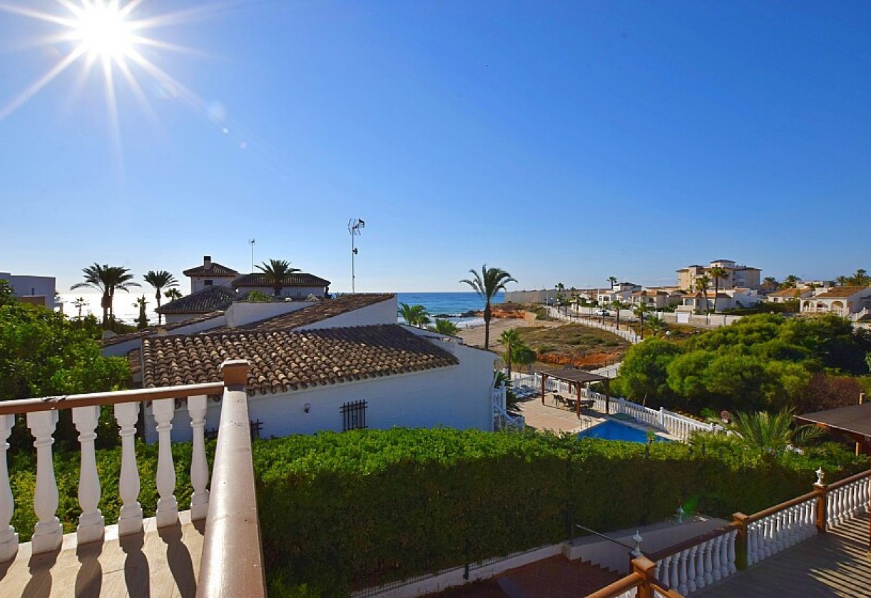 Sale · Villa · Orihuela Costa