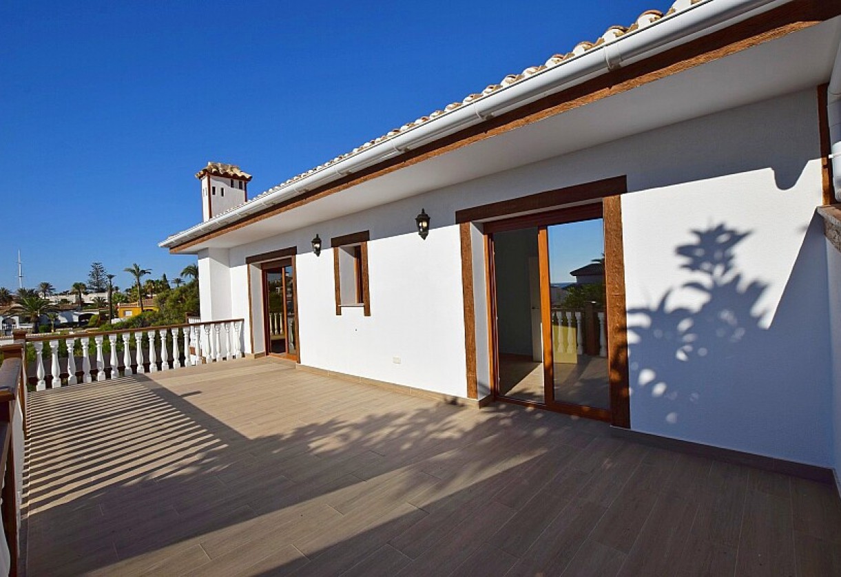 Sale · Villa · Orihuela Costa