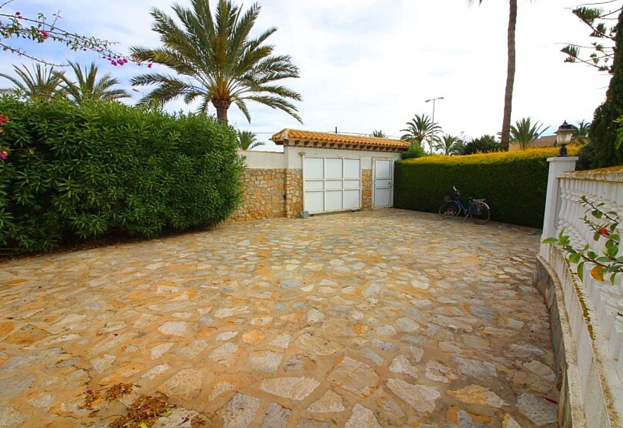 Resale · Villa · Orihuela Costa · Cabo Roig