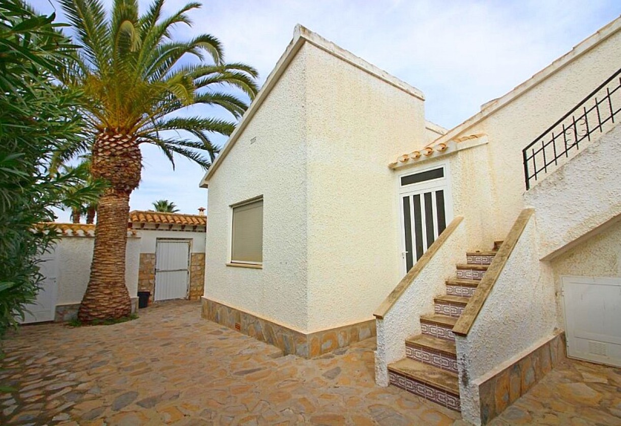 Resale · Villa · Orihuela Costa · Cabo Roig