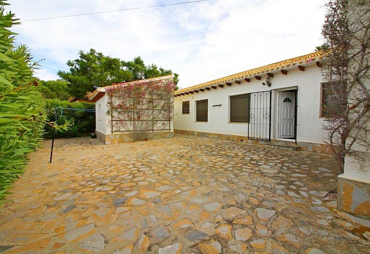 Resale · Villa · Orihuela Costa · Cabo Roig