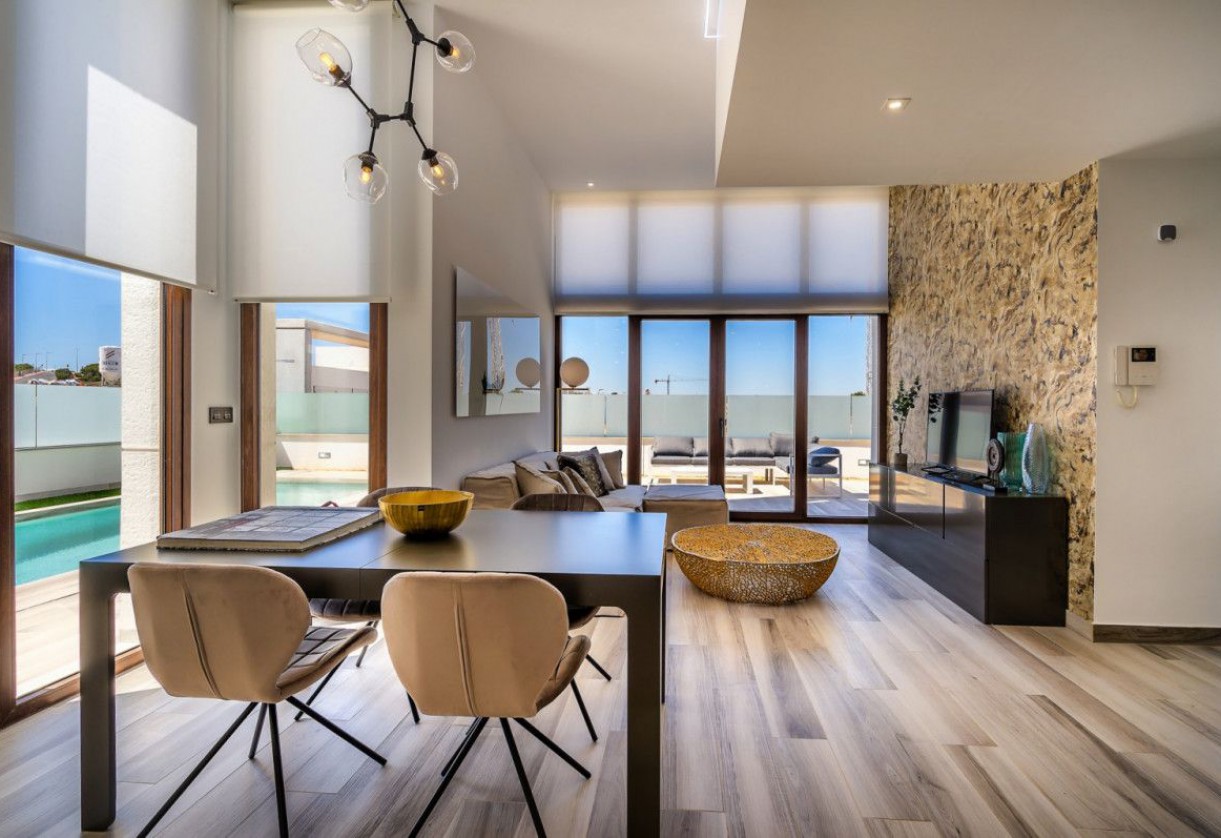 Rynek pierwotny · Villas · Torrevieja