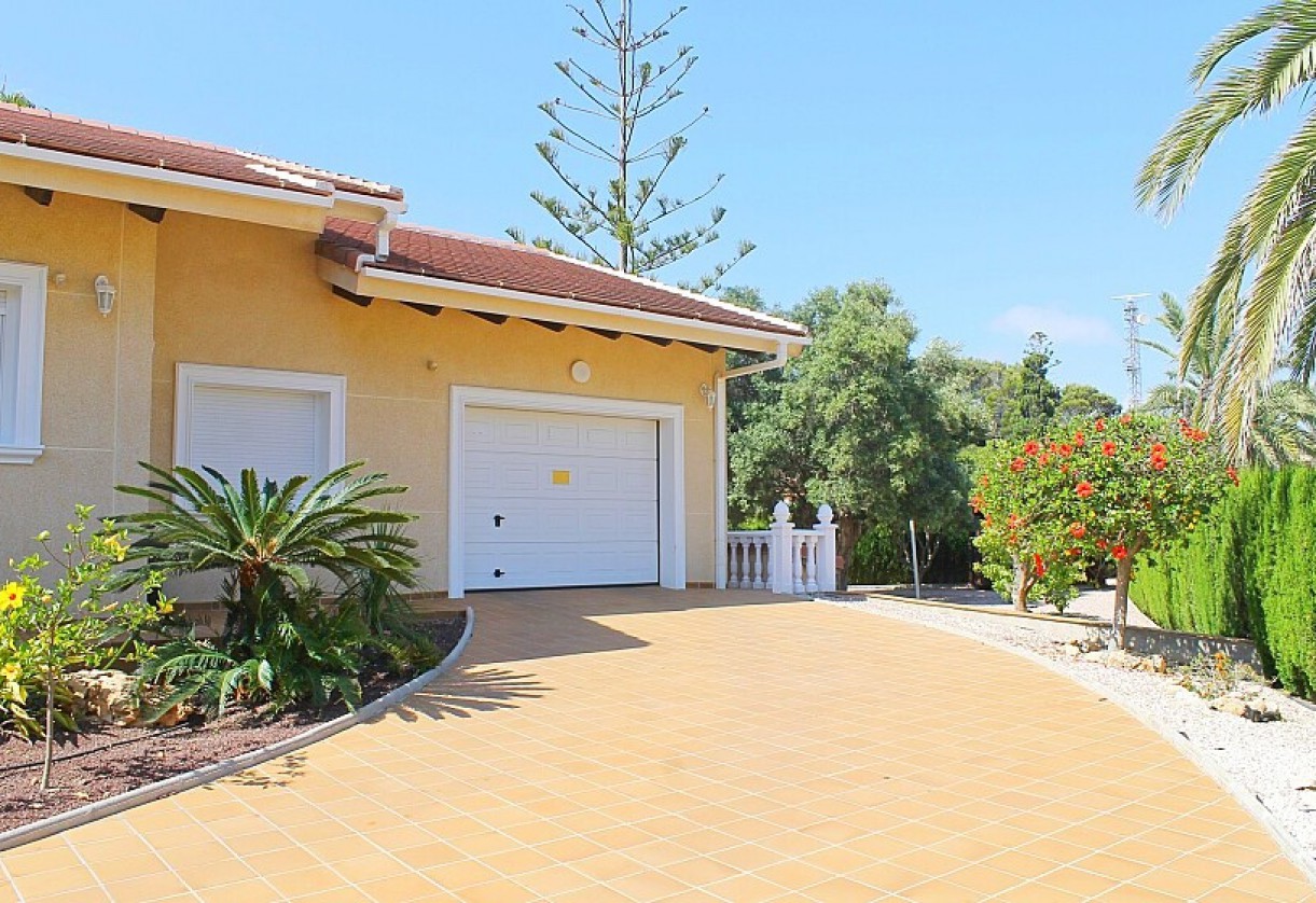 Sale · Villa · Orihuela Costa · Cabo Roig