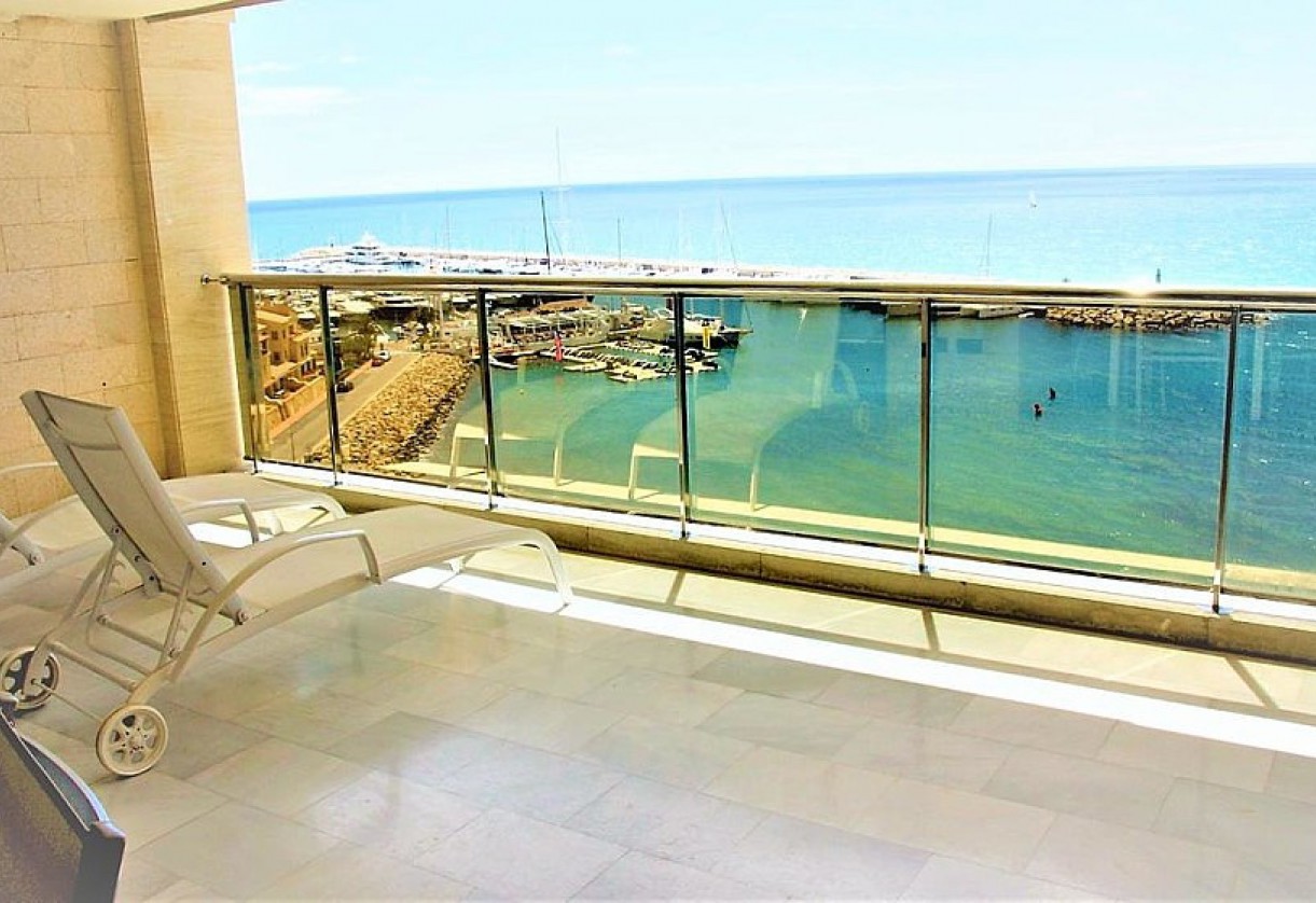 Reventa · Apartment · Altea