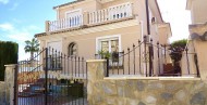 Reventa · Villa · Orihuela Costa · Los Altos