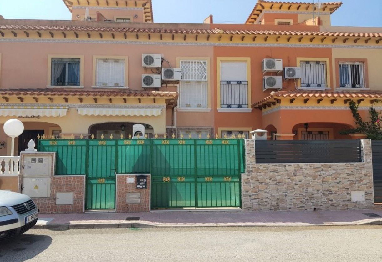 Rynek wtórny · Terraced Houses · Torrevieja