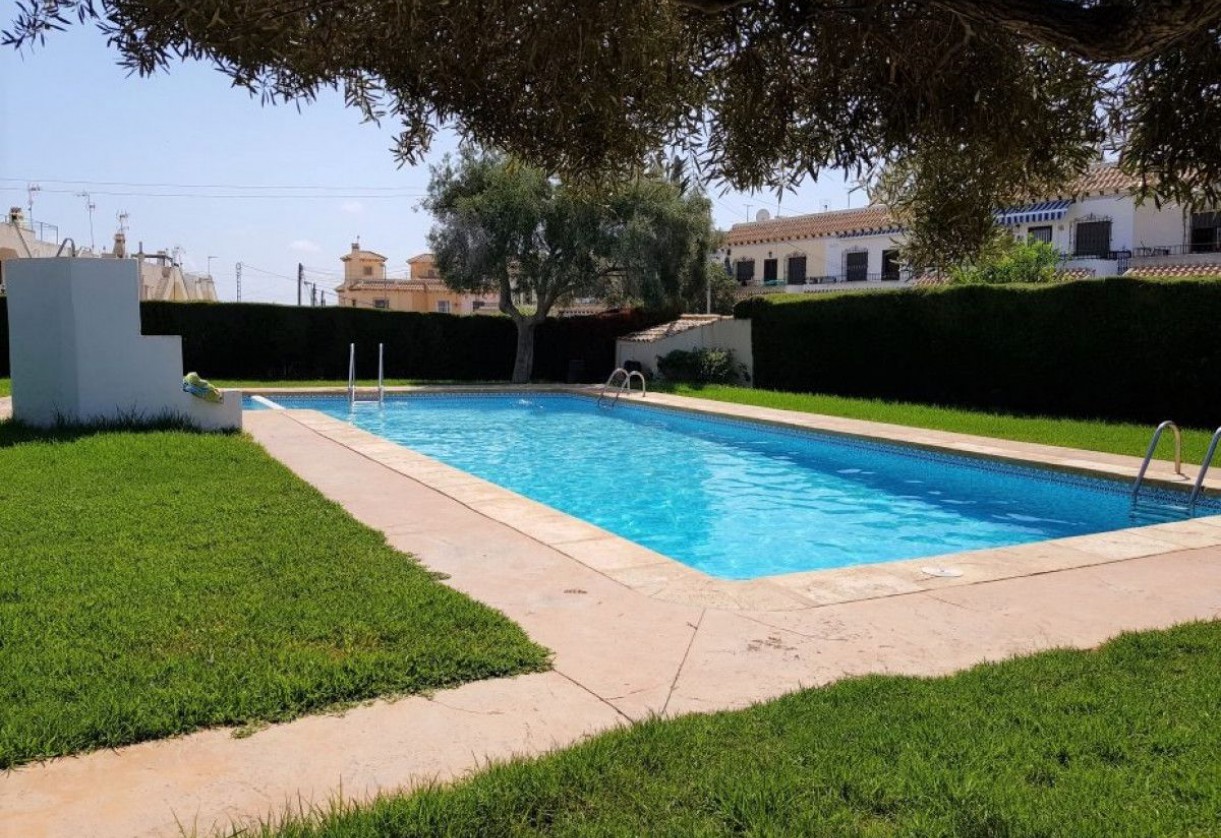 Rynek wtórny · Apartments · Torrevieja · torre del moro