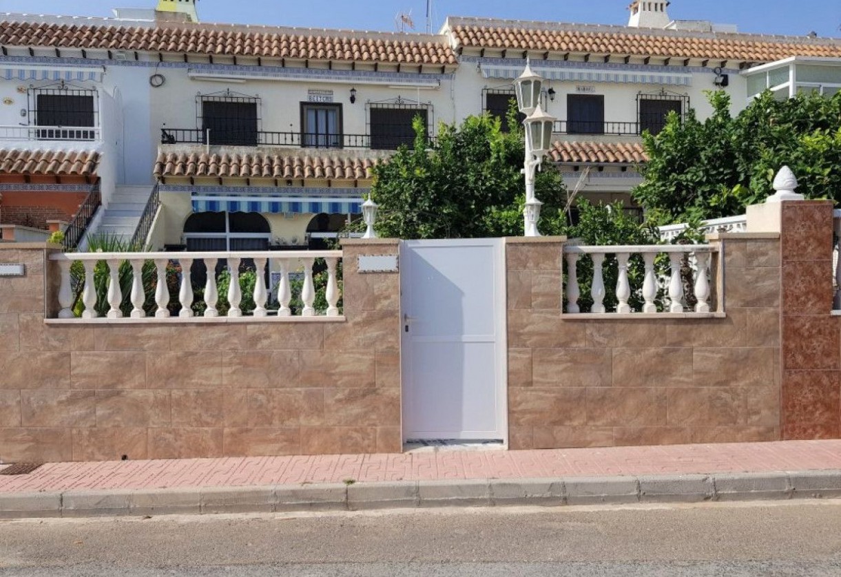 Rynek wtórny · Apartments · Torrevieja · torre del moro