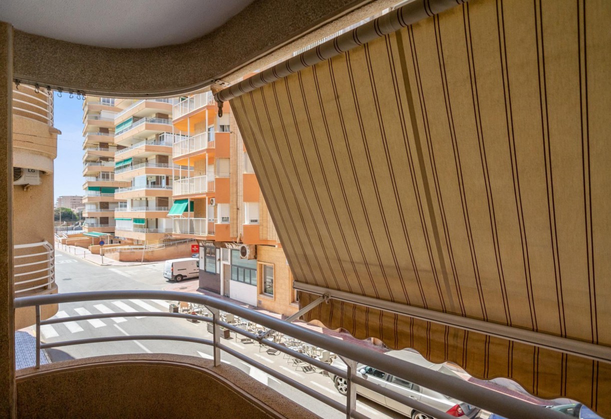 Sale · Apartment · Torrevieja · La Mata pueblo