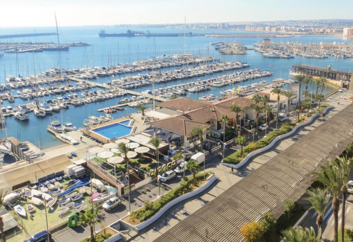 Rynek pierwotny · Apartments · Torrevieja