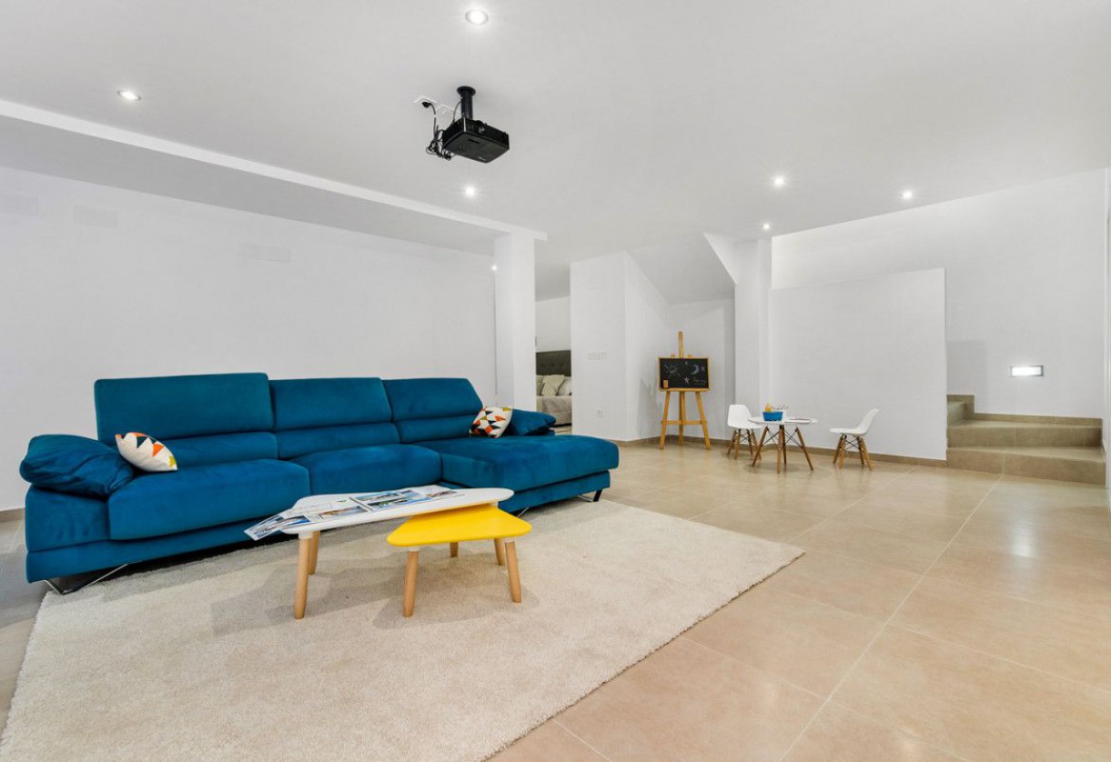 New Build · Villas · Rojales