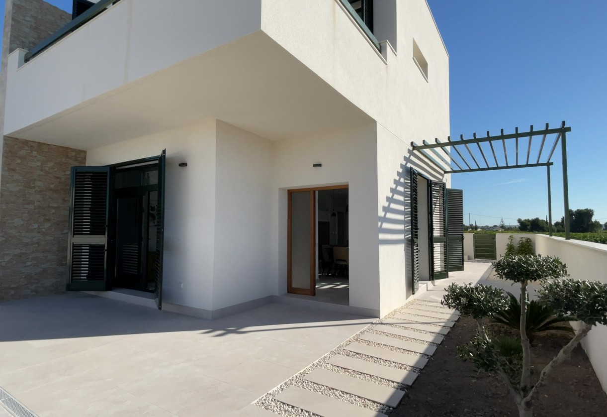 Rynek pierwotny · Villas · Daya Nueva