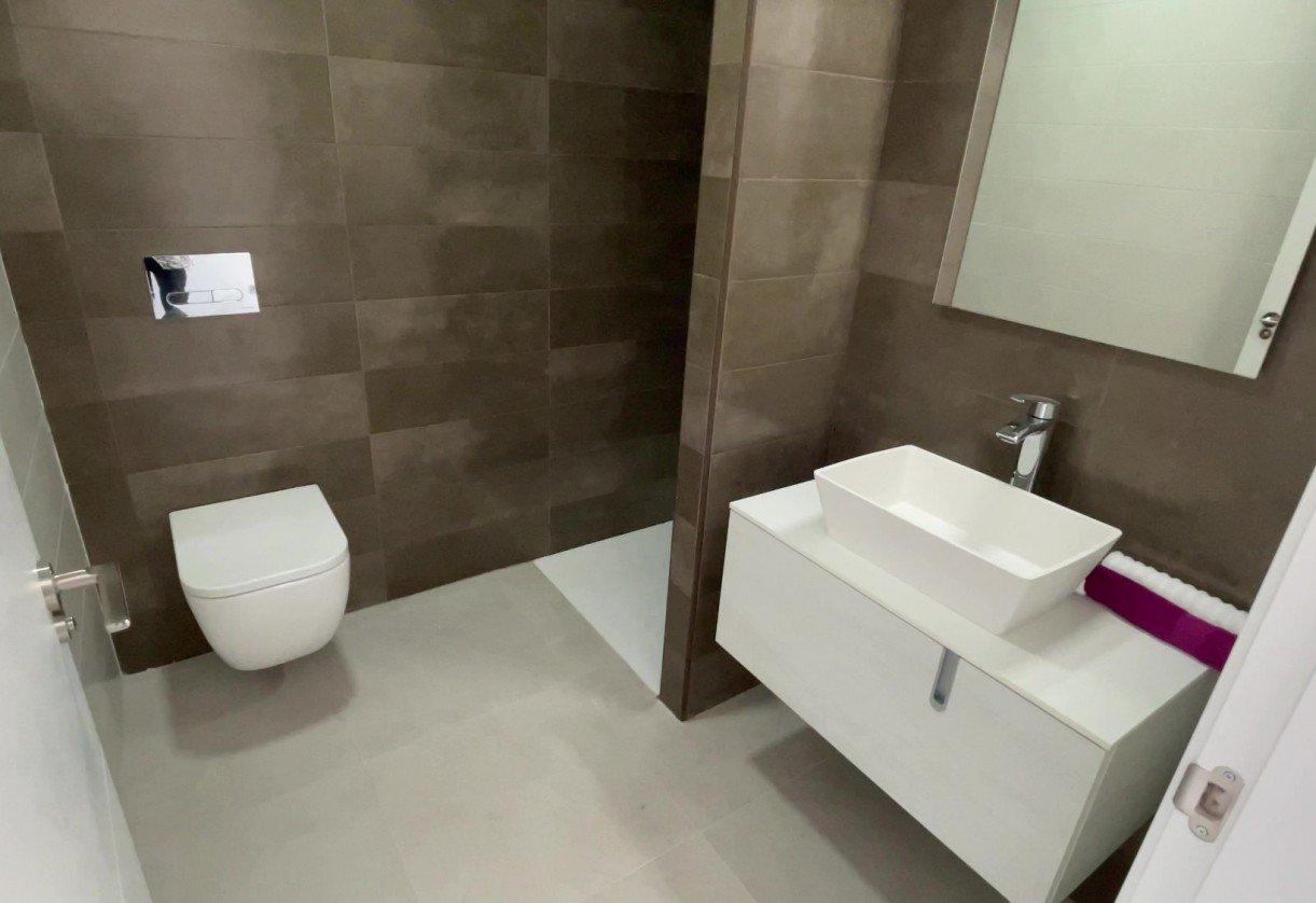 Rynek pierwotny · Villas · Daya Nueva