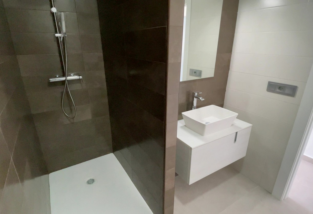 Rynek pierwotny · Villas · Daya Nueva