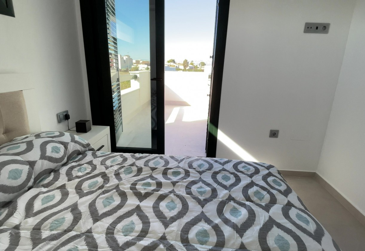 Rynek pierwotny · Villas · Daya Nueva