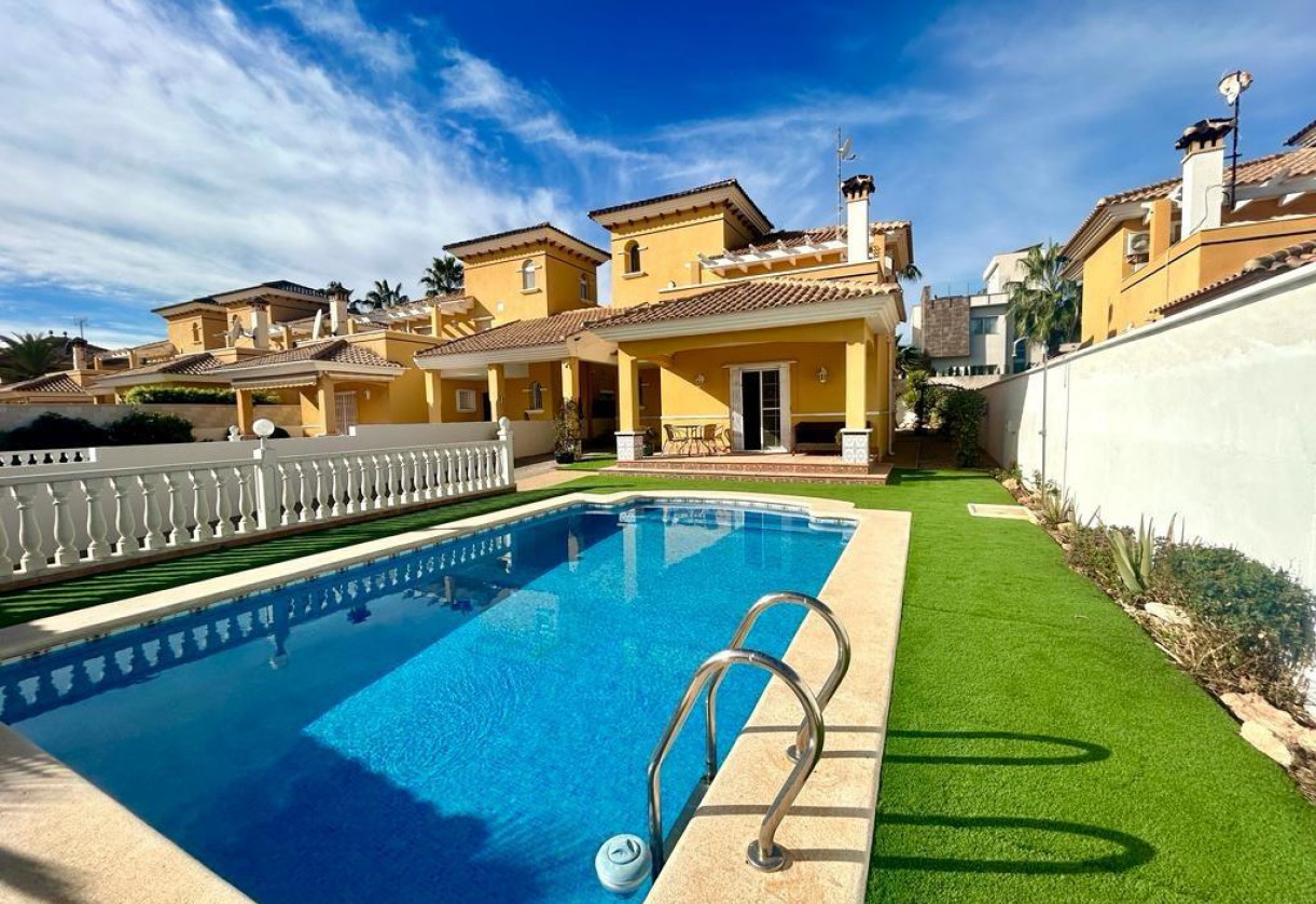 Reventa · Villa · Orihuela Costa · Cabo Roig