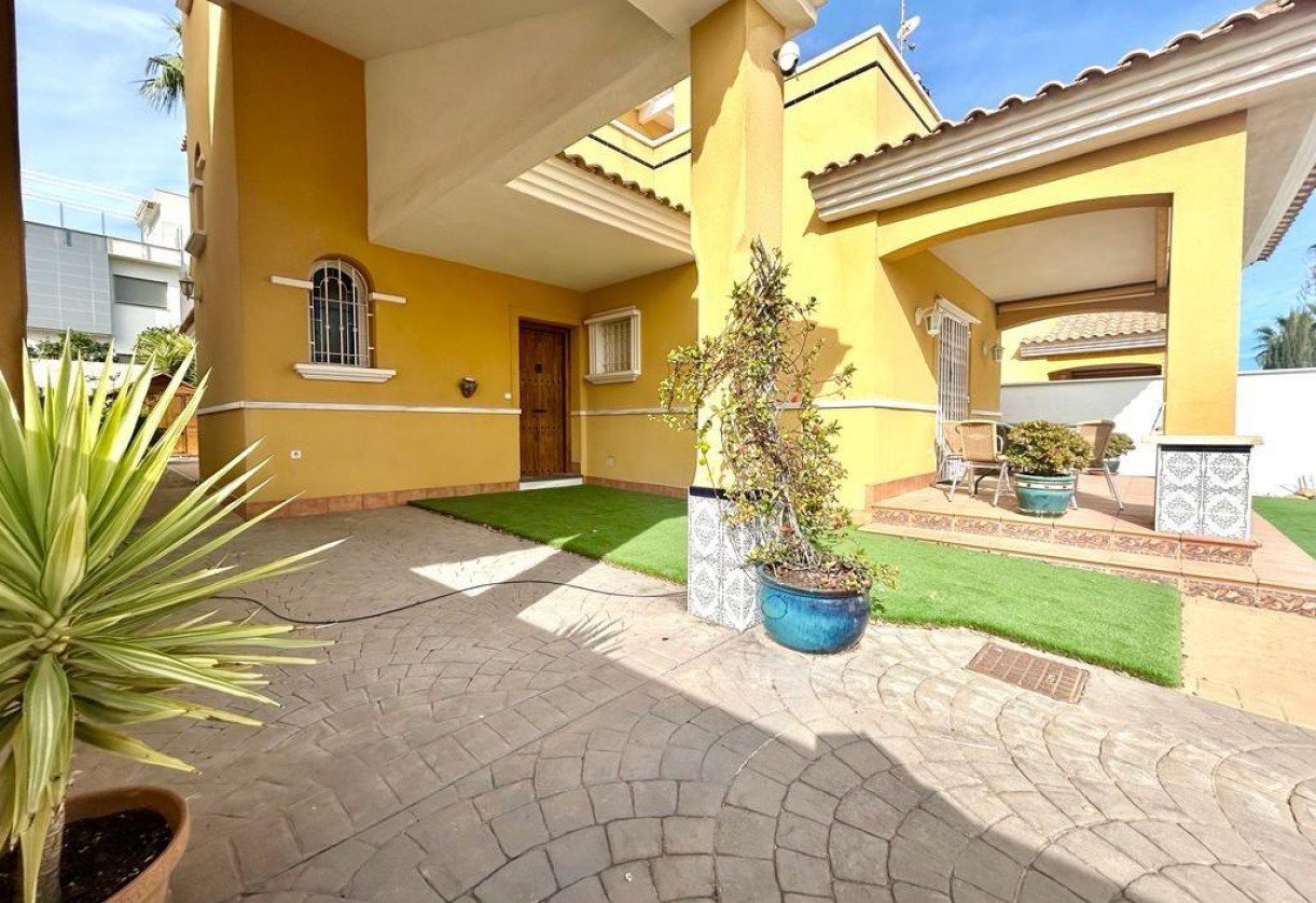 Resale · Villa · Orihuela Costa · Cabo Roig