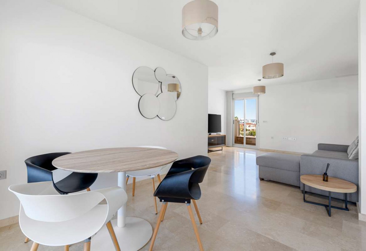 Reventa · Apartment · Villamartin