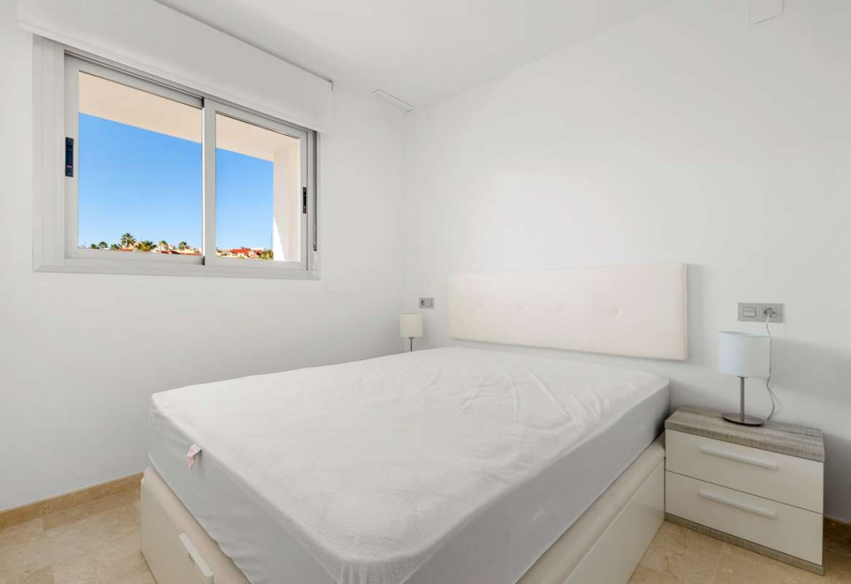 Reventa · Apartment · Villamartin