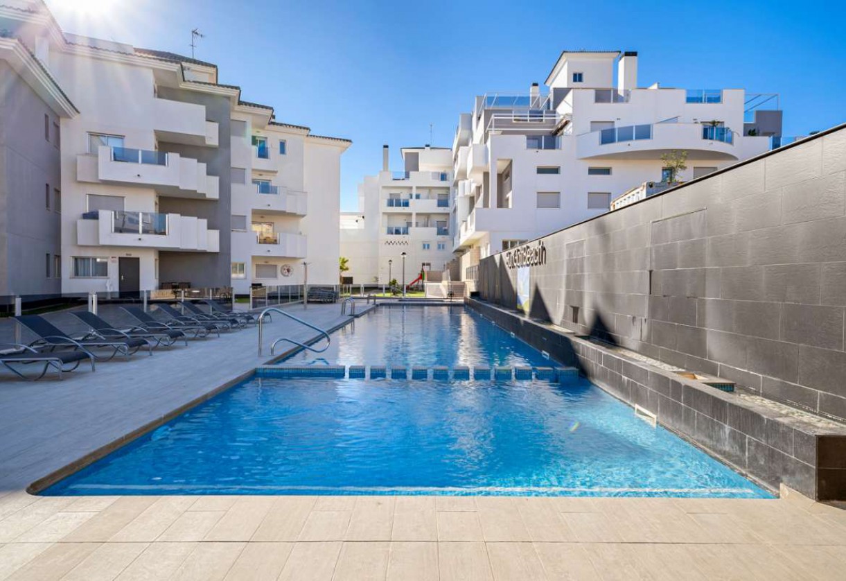 Reventa · Apartment · Villamartin