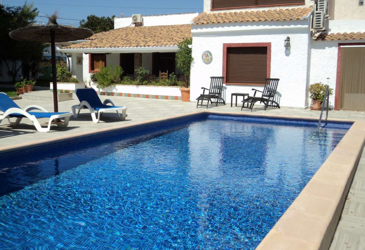 Sale · Villa · Cabo Roig