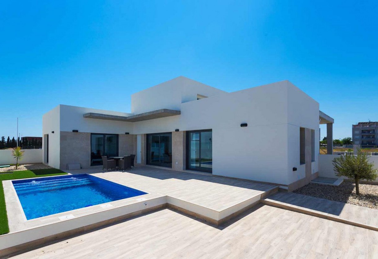 Rynek pierwotny · Villas · Daya Nueva