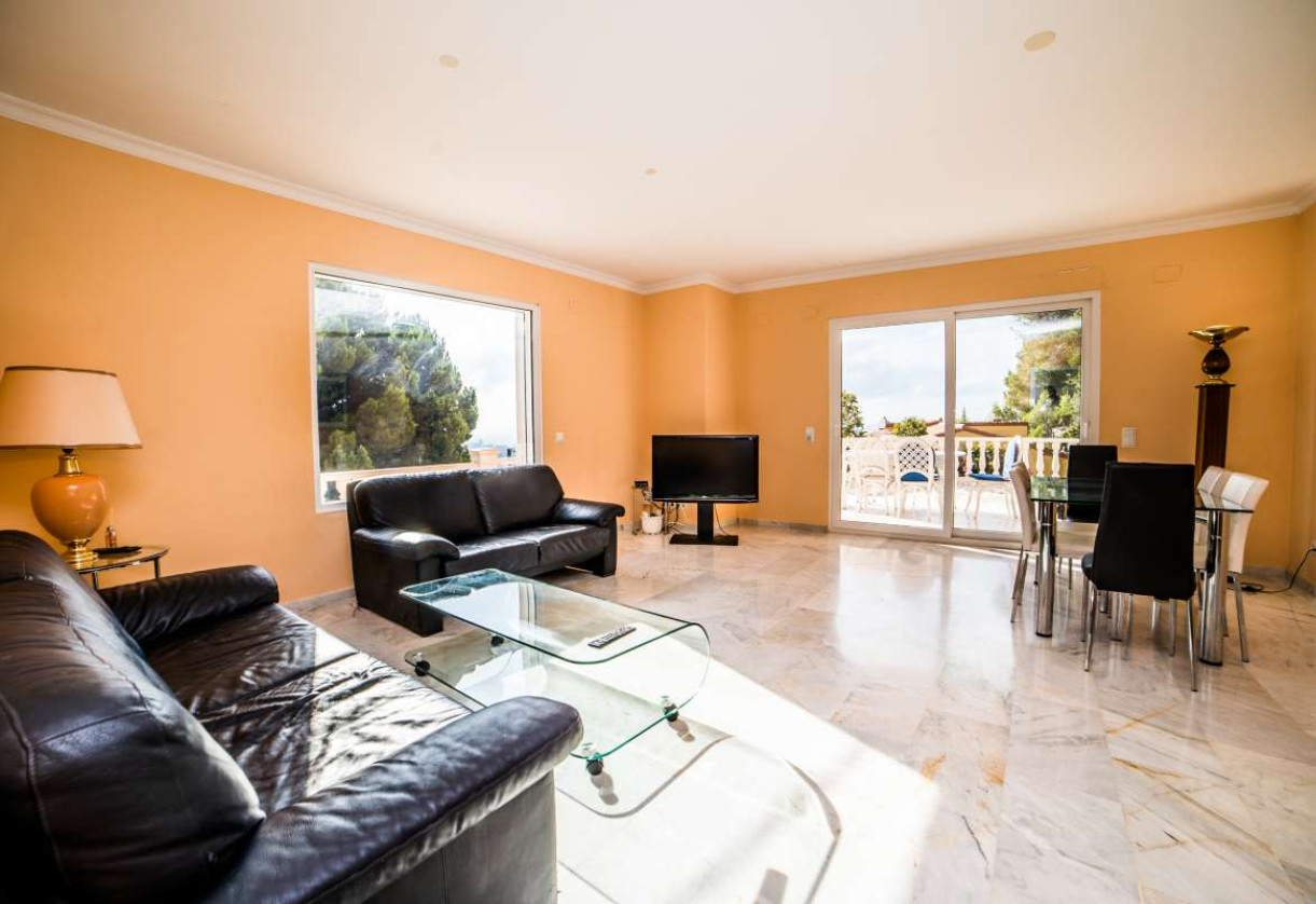 Sale · detached house · Calpe