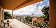 Sale · detached house · Calpe