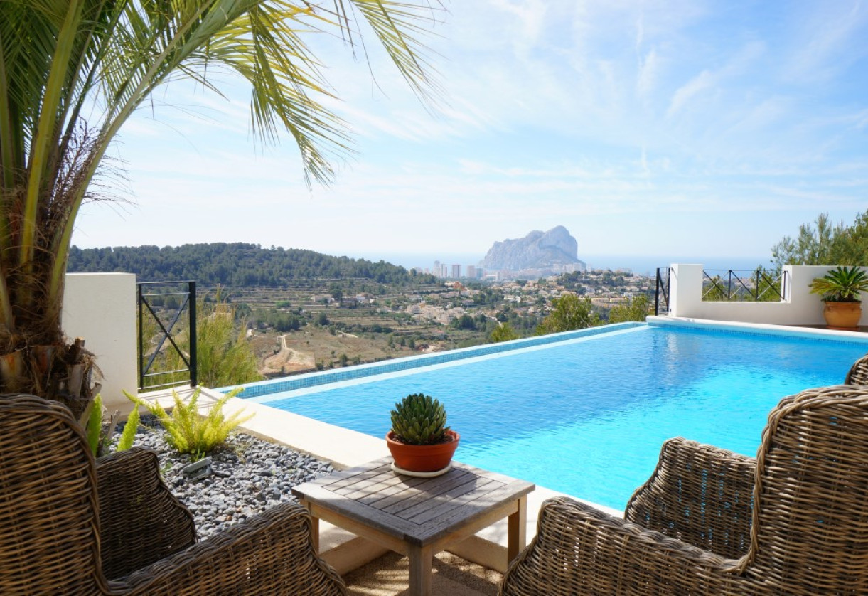 Sale · detached house · Calpe