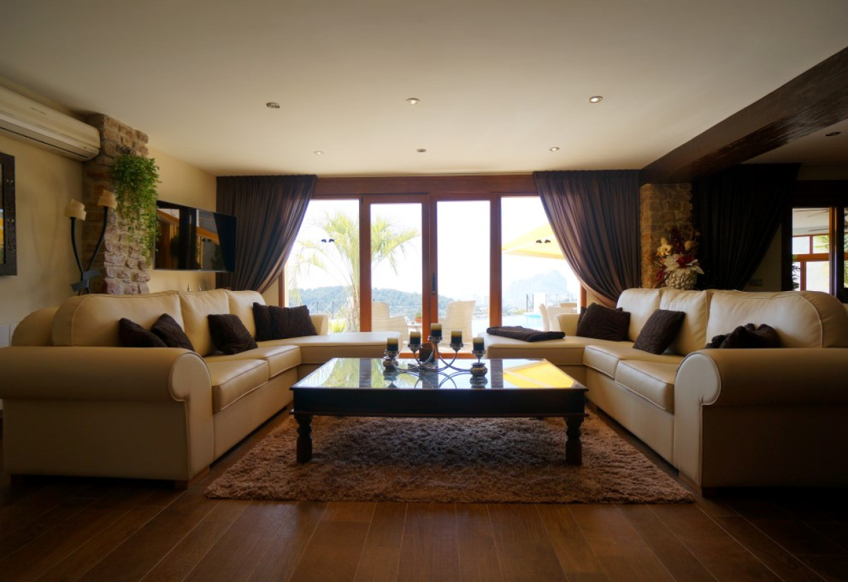 Sale · detached house · Calpe