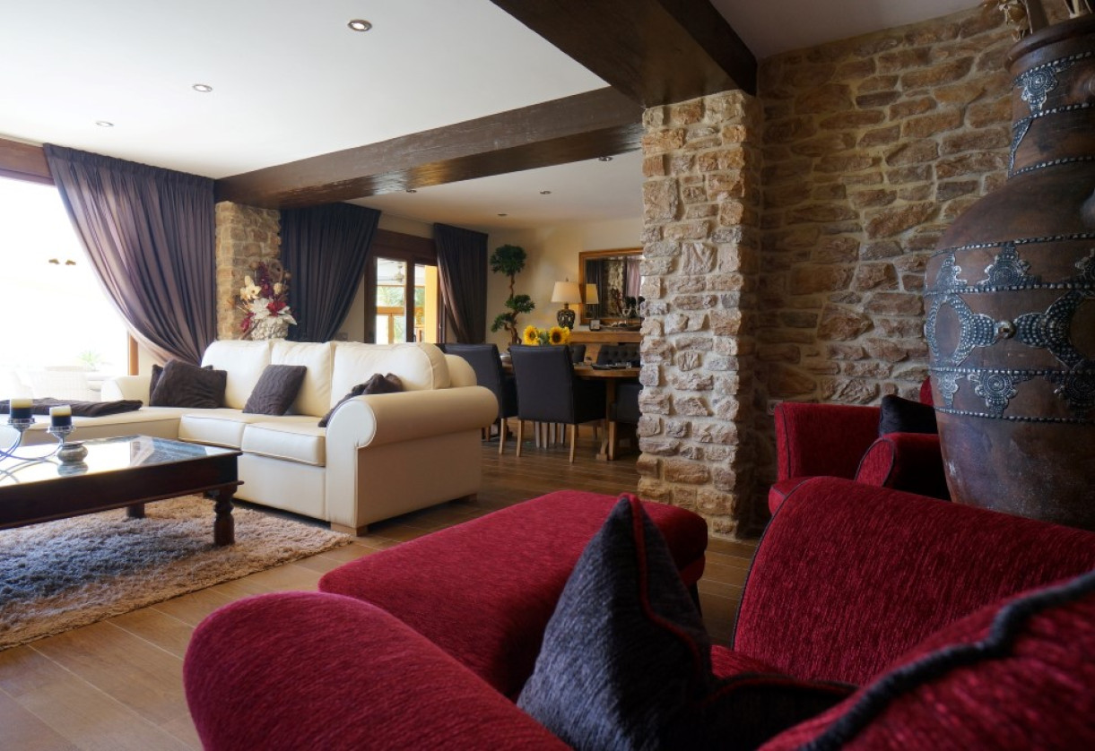 Sale · detached house · Calpe