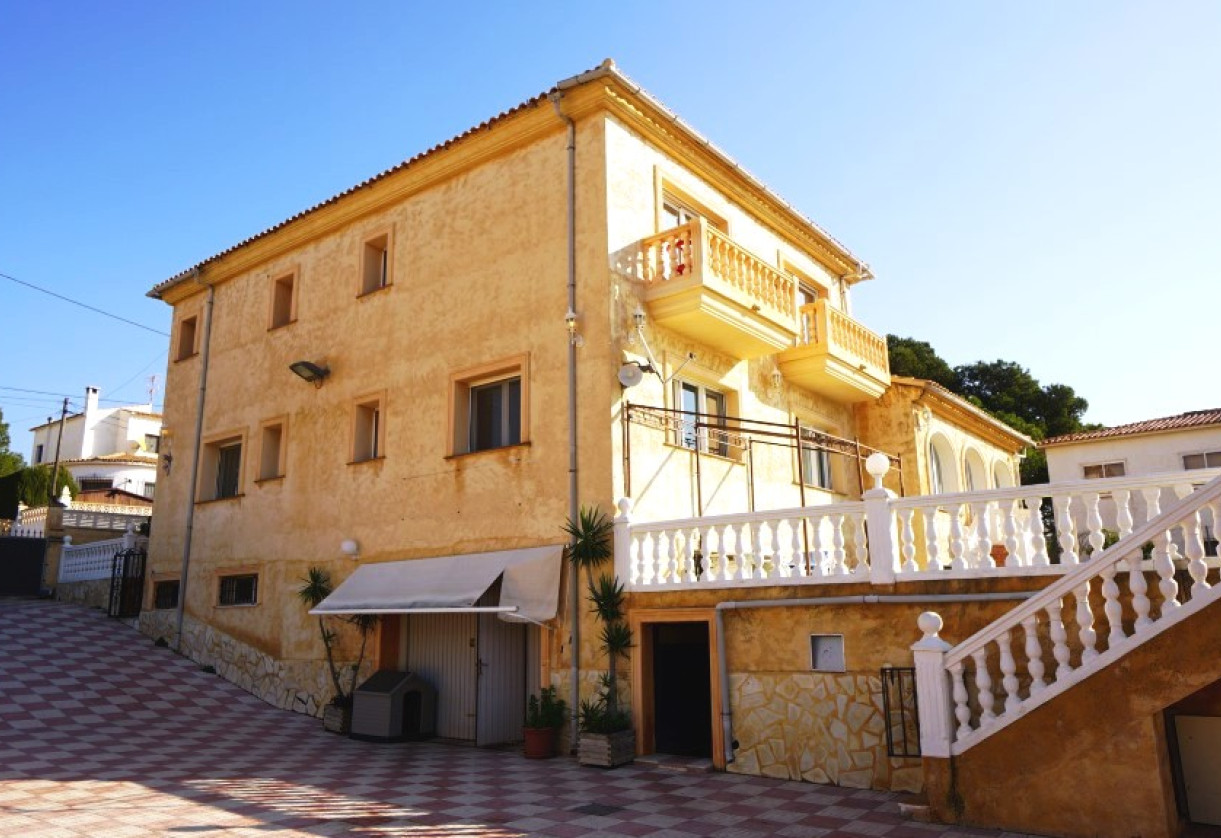 Rynek wtórny · detached house · Calpe