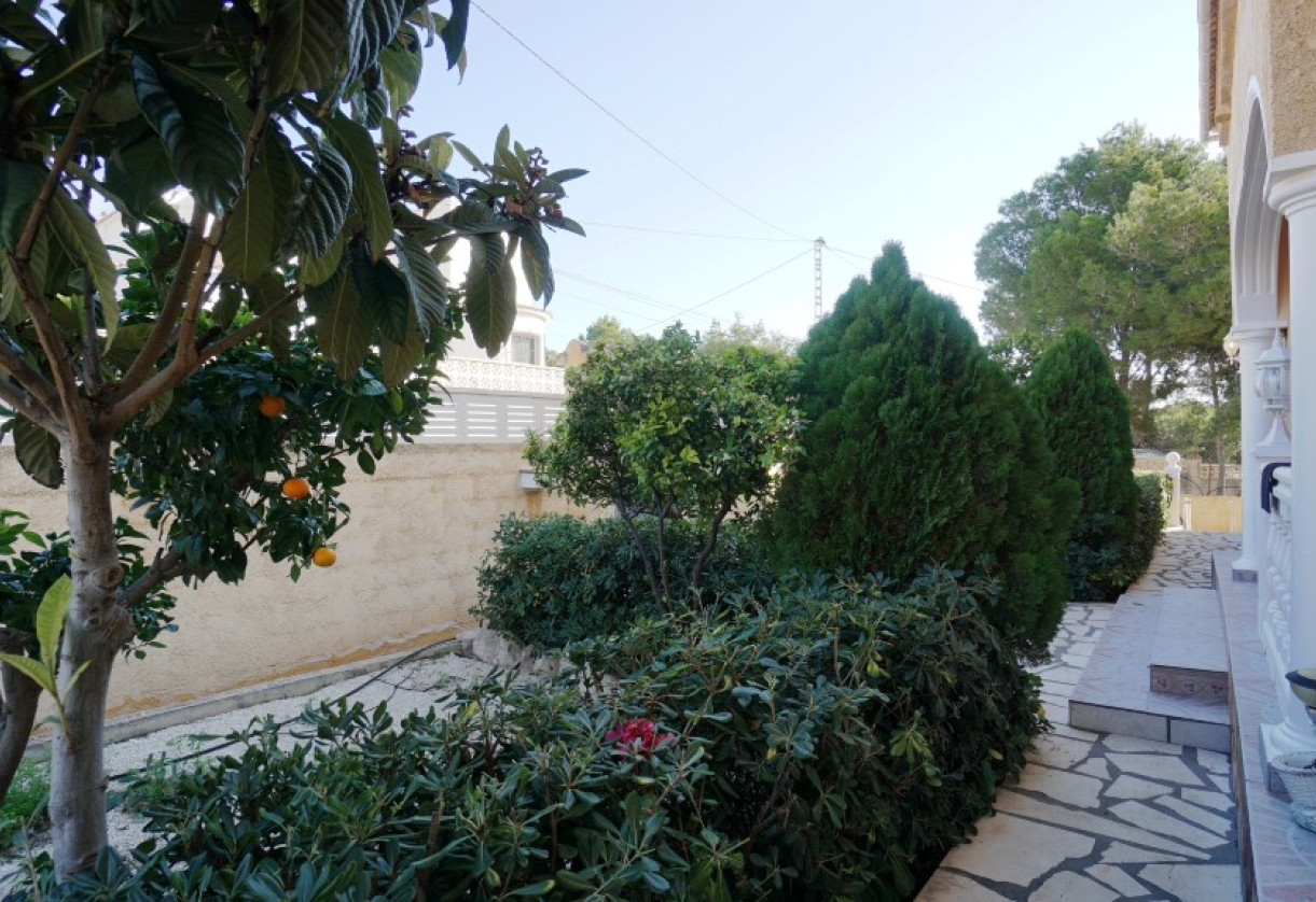 Rynek wtórny · detached house · Calpe