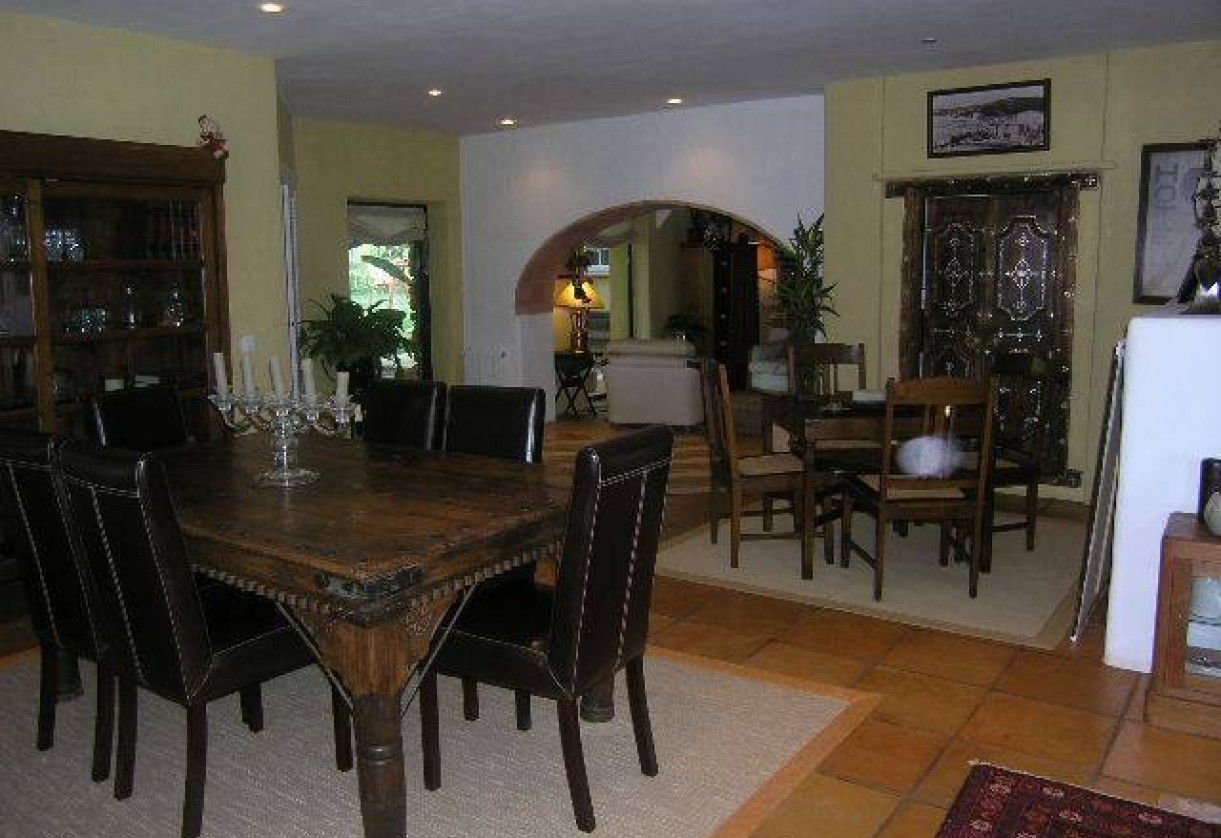 Rynek wtórny · detached house · Senija