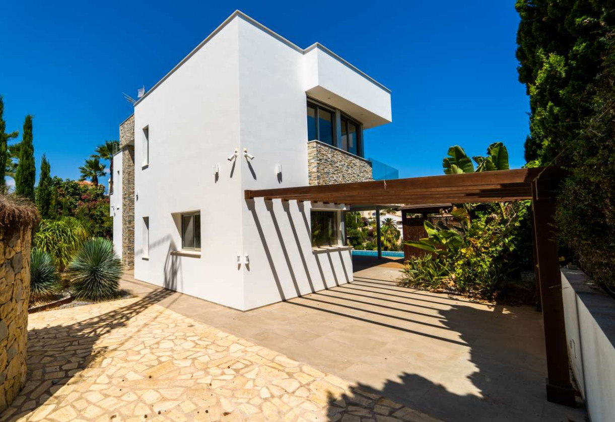 Sale · detached house · Calpe