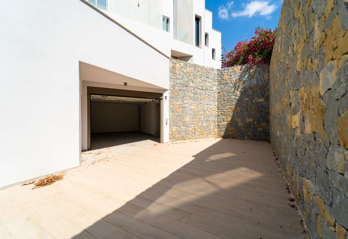 New Build · detached house · Calpe