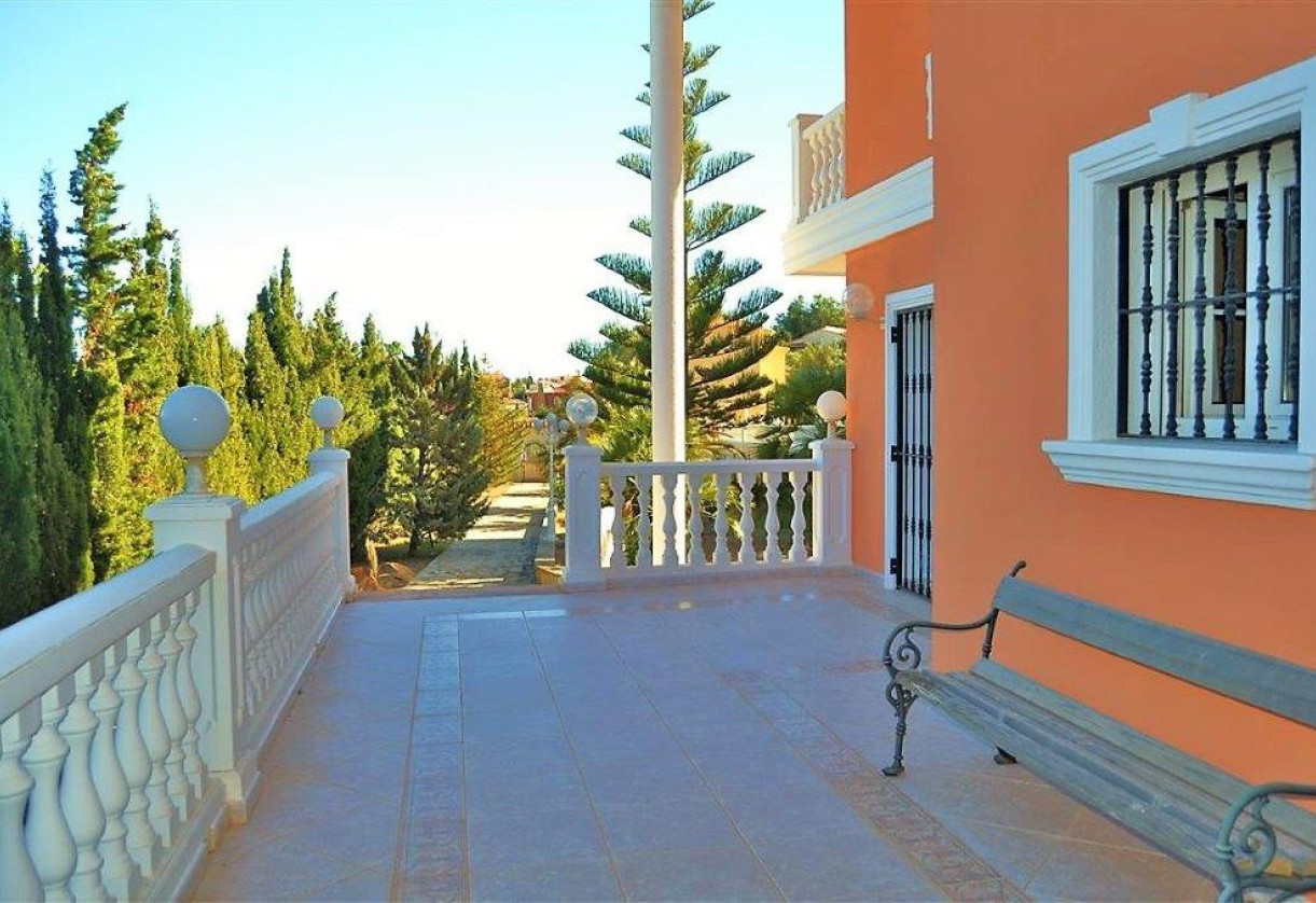 Rynek wtórny · detached house · Calpe