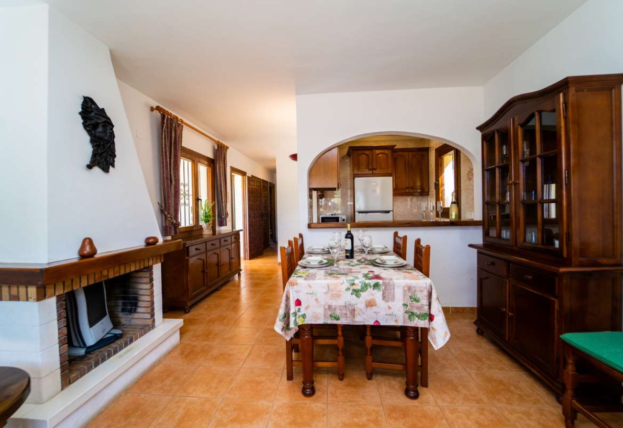 Sale · detached house · Calpe