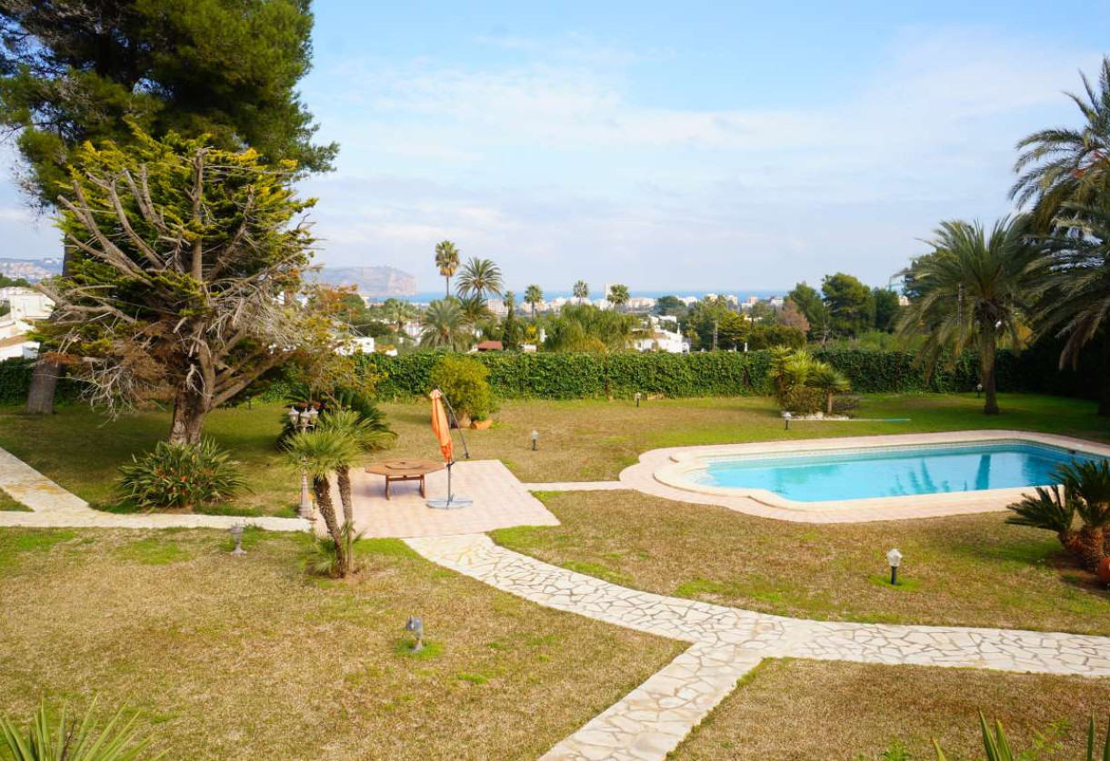 Resale · detached house · Jávea