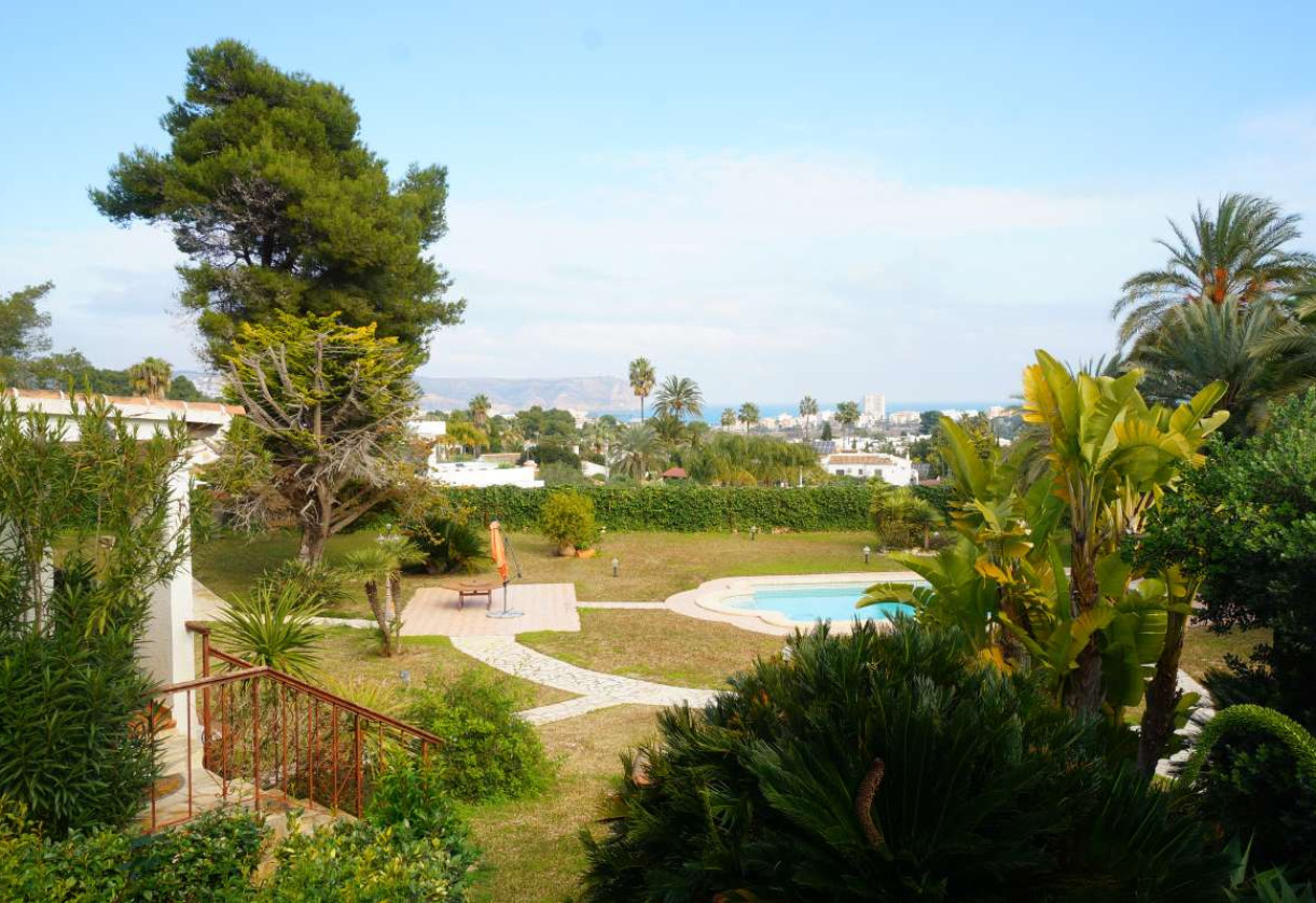 Resale · detached house · Jávea